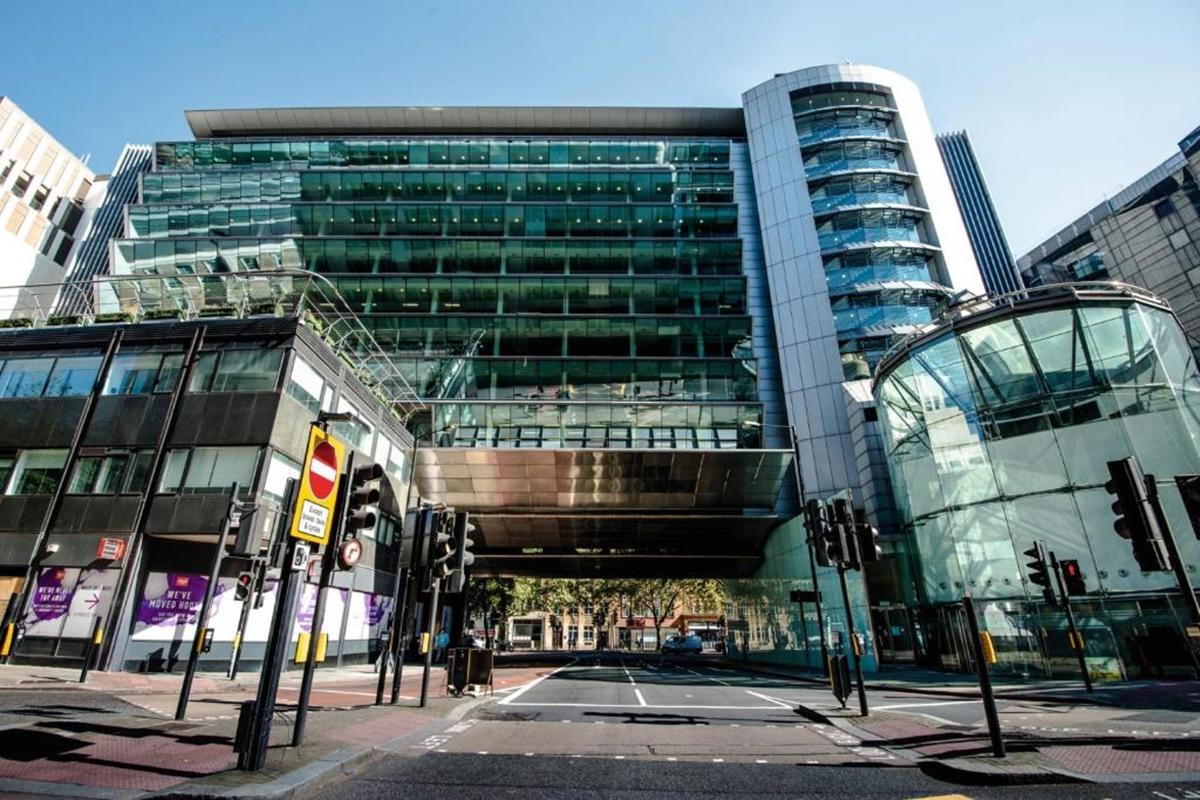 Отель Riu Plaza London Victoria Экстерьер фото