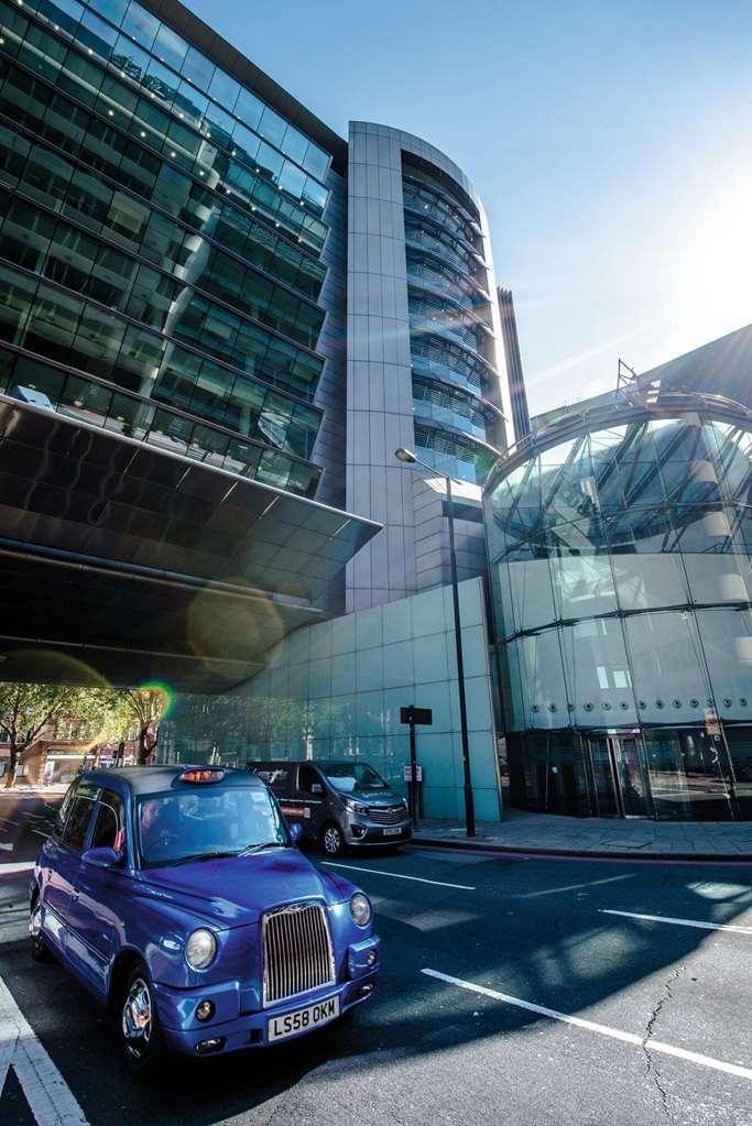 Отель Riu Plaza London Victoria Экстерьер фото