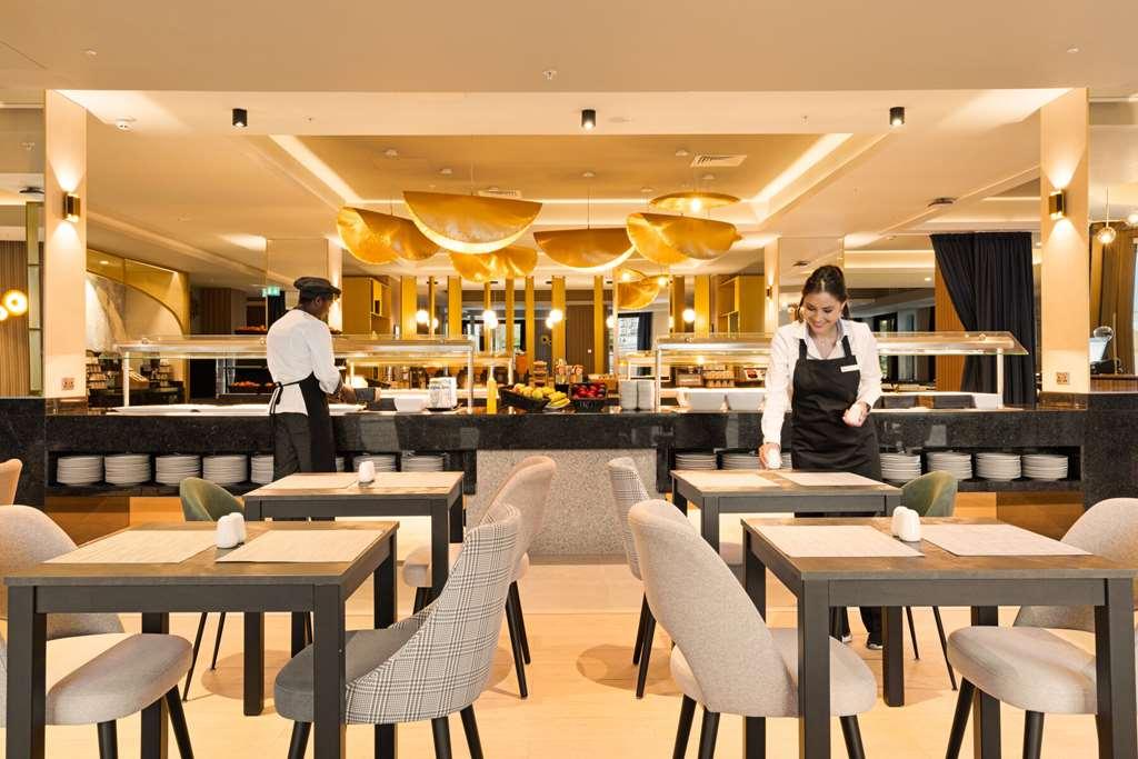 Отель Riu Plaza London Victoria Ресторан фото