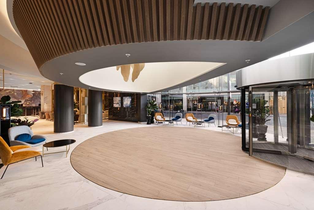 Отель Riu Plaza London Victoria Интерьер фото