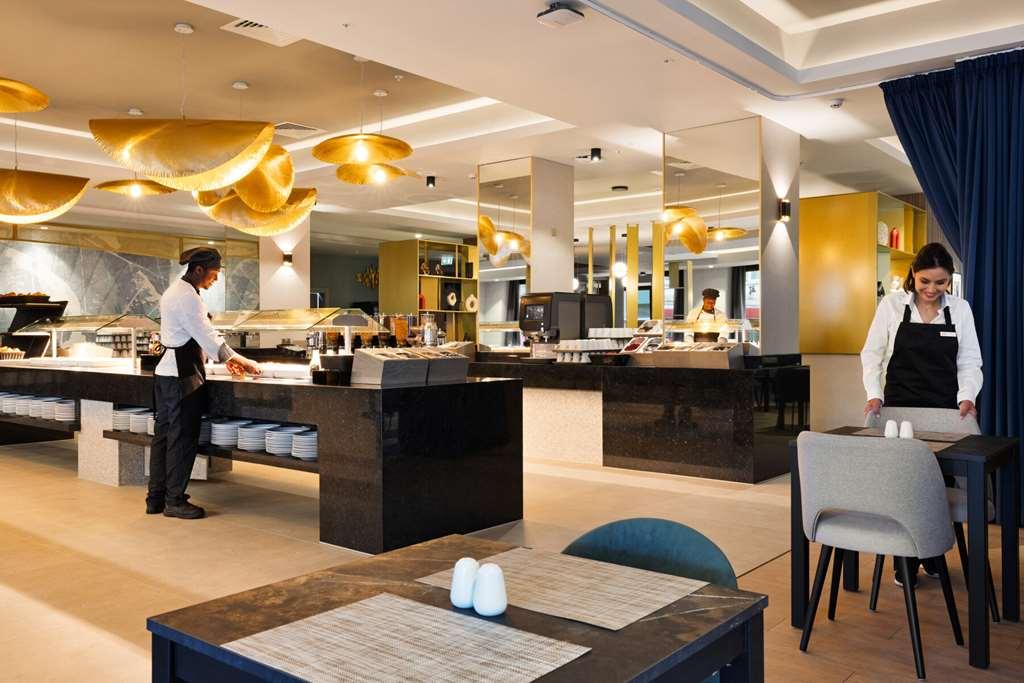 Отель Riu Plaza London Victoria Ресторан фото